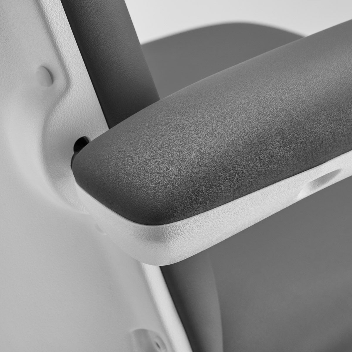 Косметологическое кресло 2240 Grey